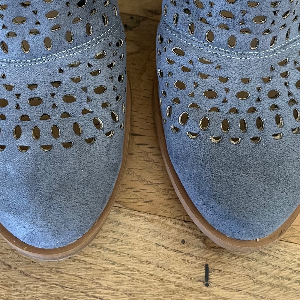 Roebuck & Co Shoes - Picture 2 of 10